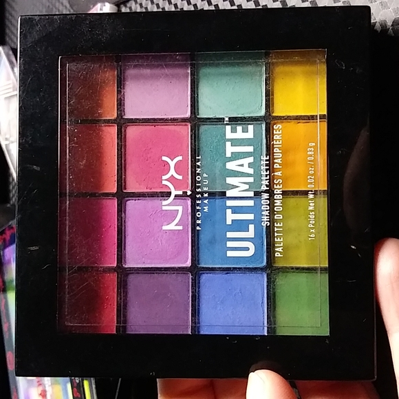 NYX Ultimate Brights 16 Pan Neon Brights Eyeshadow Palette - Picture 1 of 8